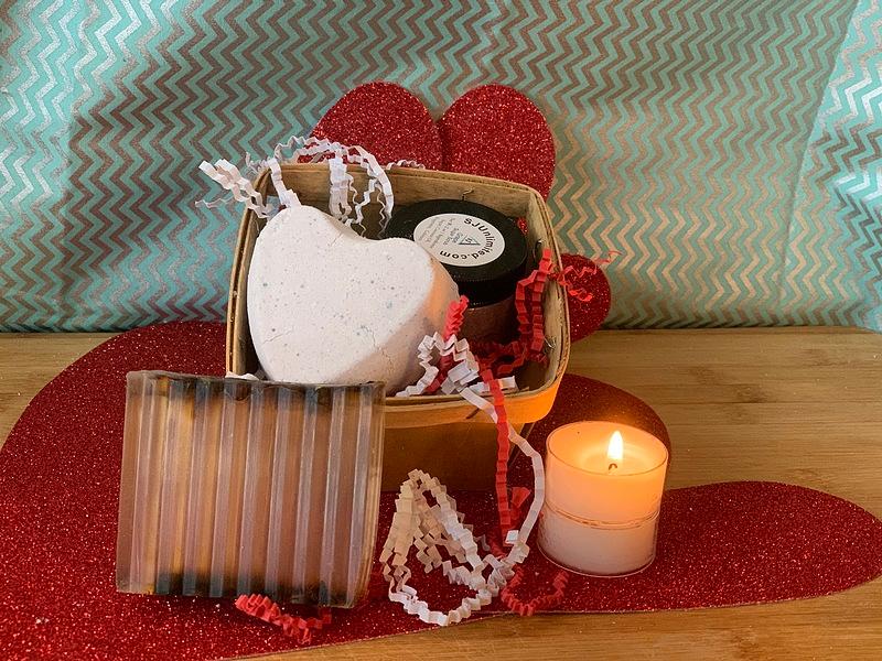 Valentines Mini Gift Basket